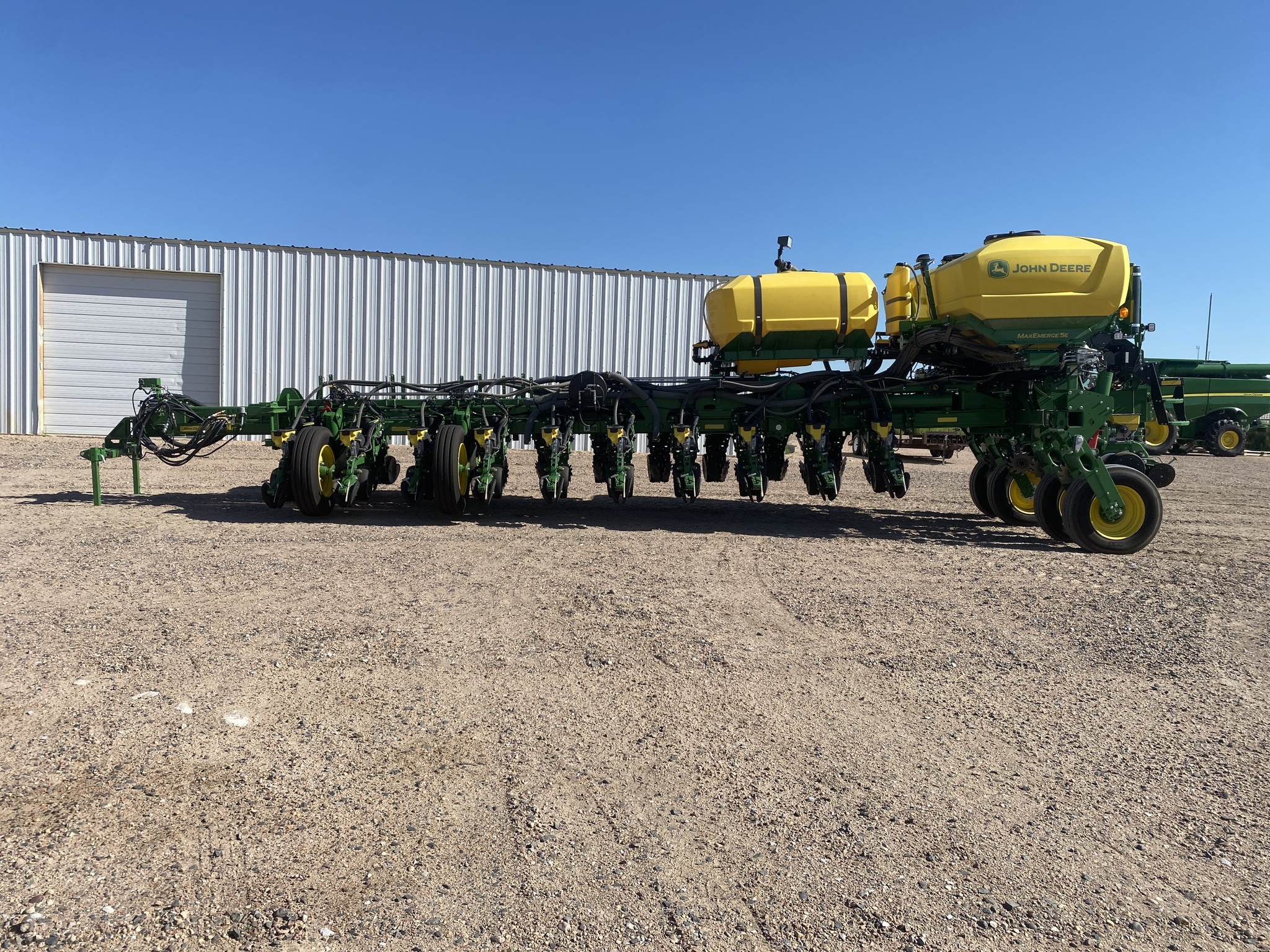 2025 John Deere 1775NT Planter