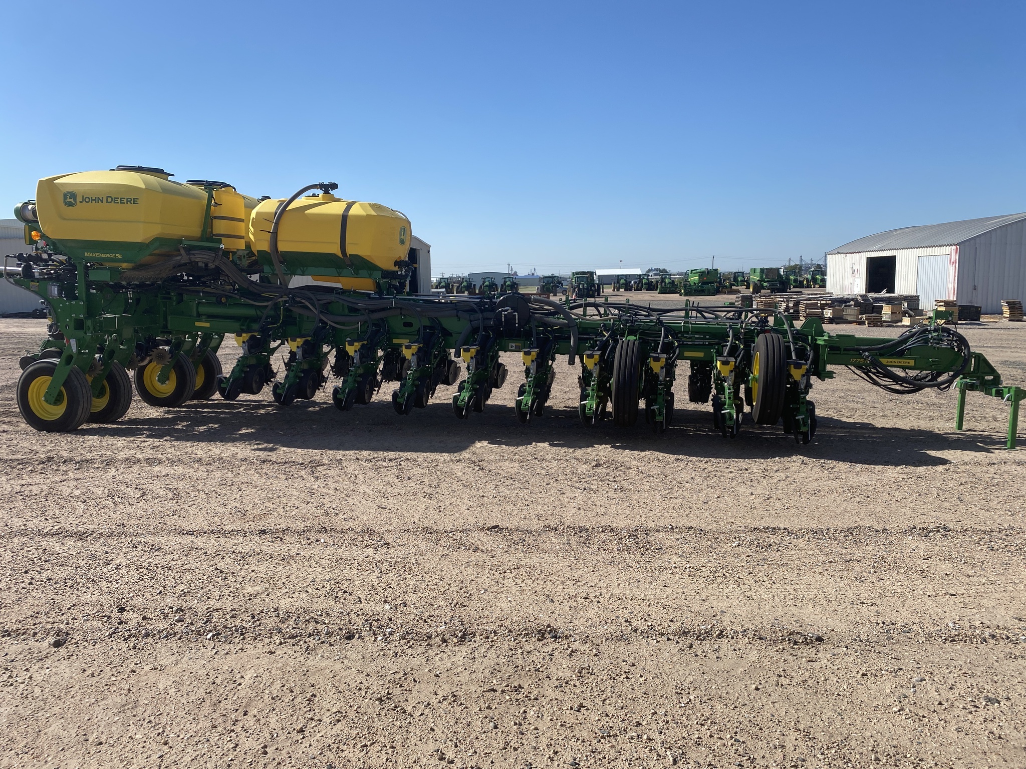 2025 John Deere 1775NT Planter