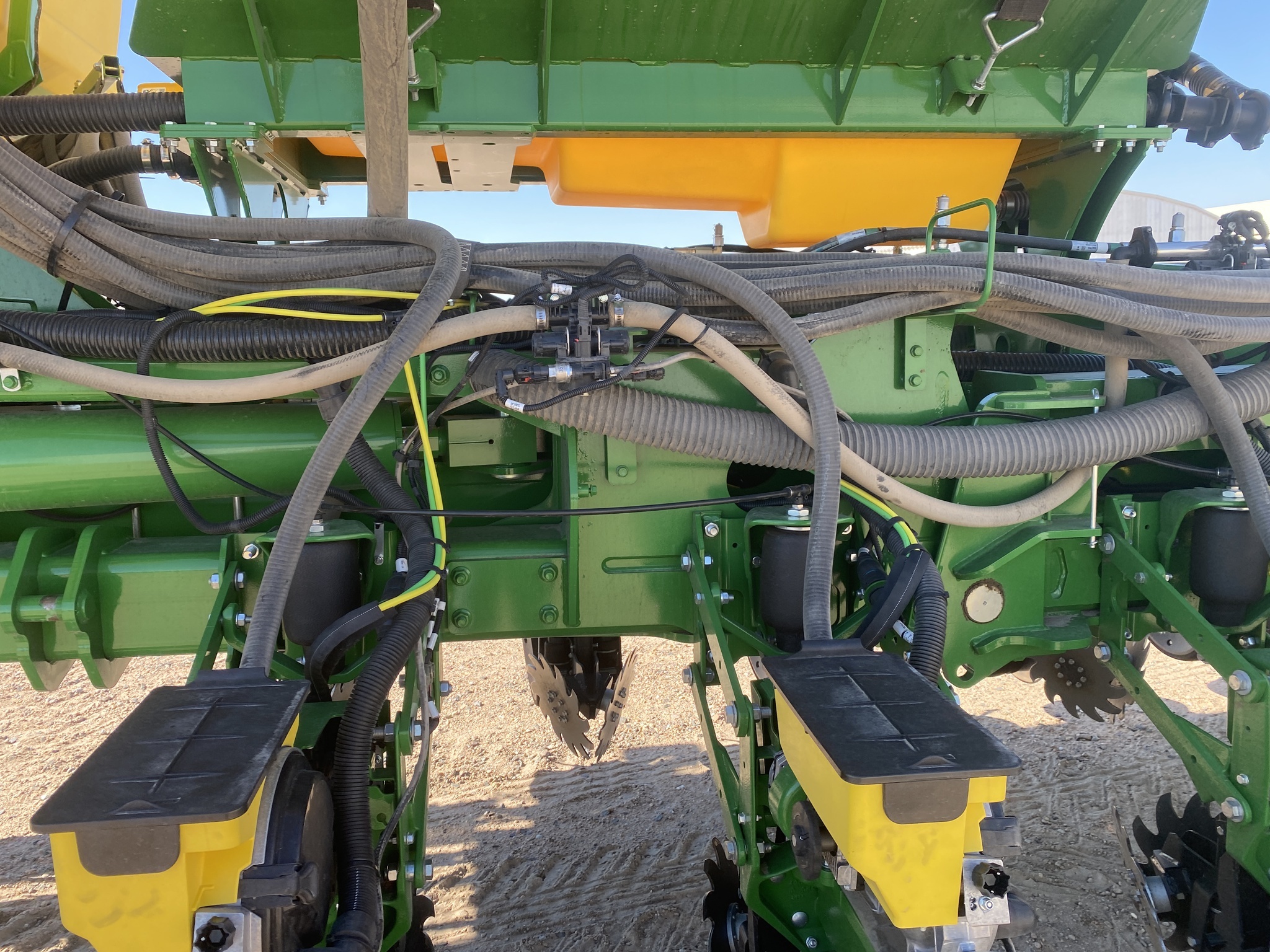 2025 John Deere 1775NT Planter