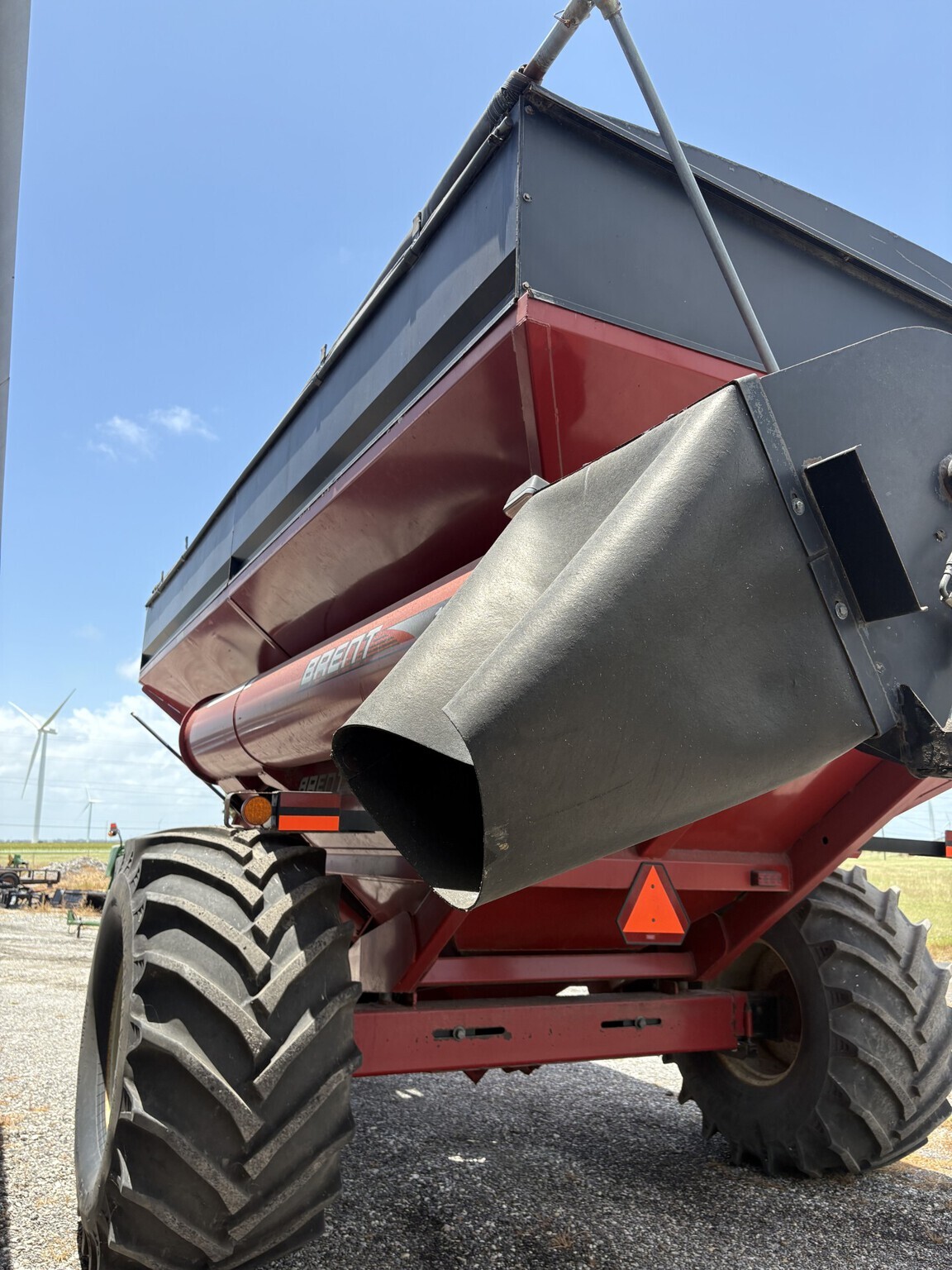  Brent 1082 Grain Cart