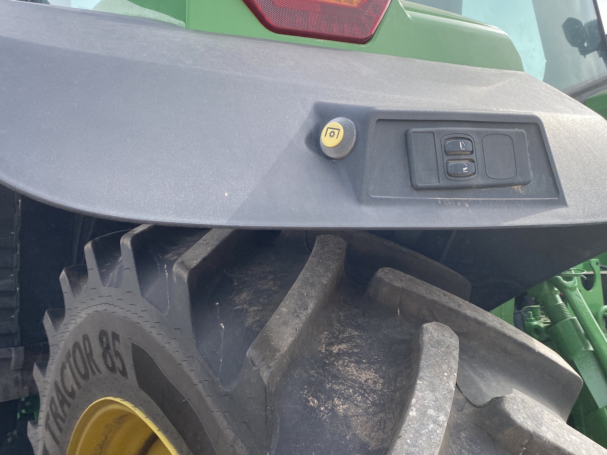 2024 John Deere 8R 280 Tractor