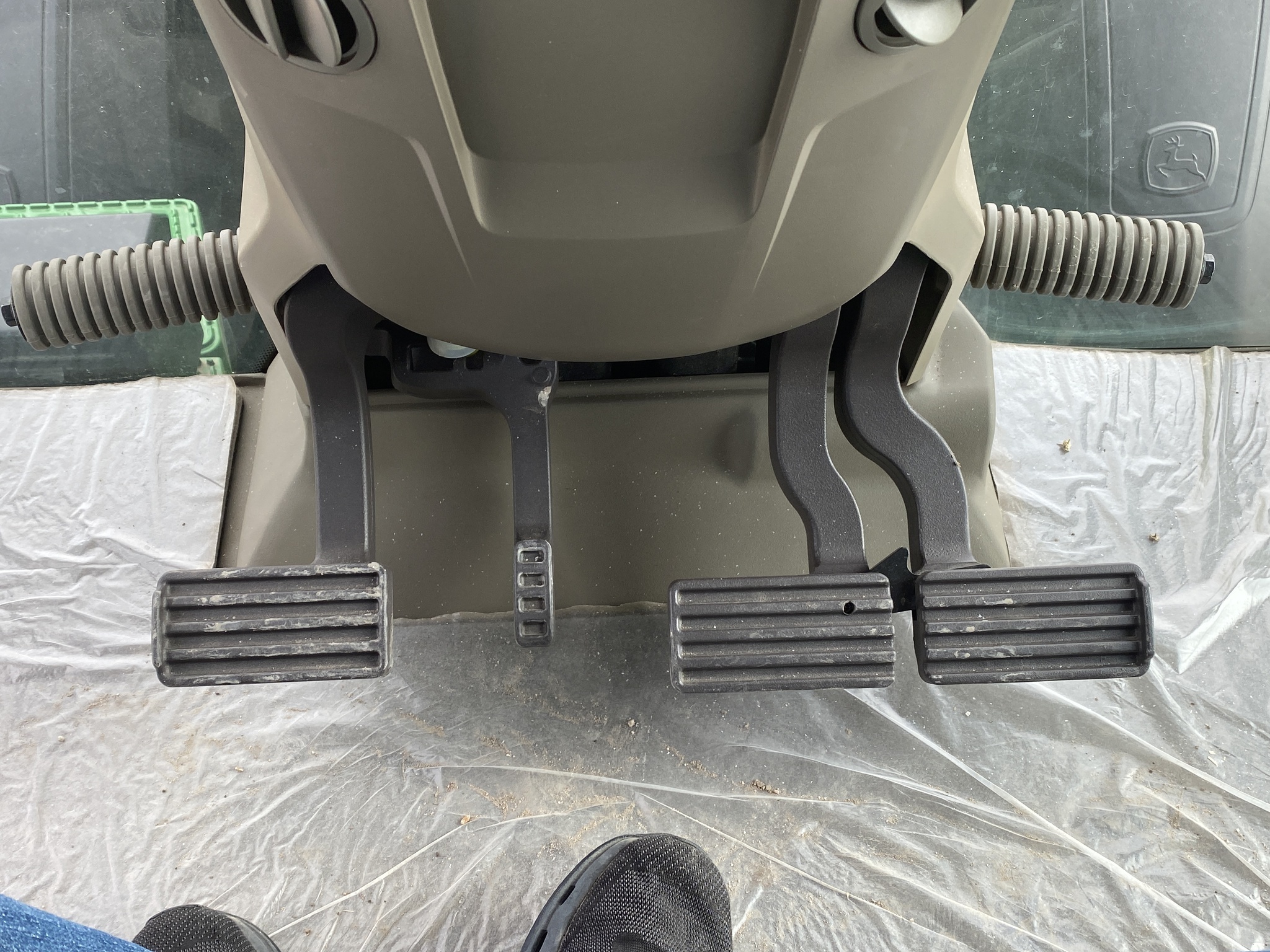 2024 John Deere 8R 280 Tractor