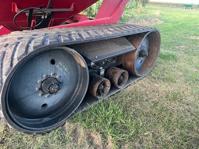 2018 Demco 1150 Grain Cart