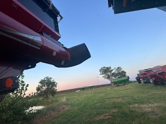 2018 Demco 1150 Grain Cart
