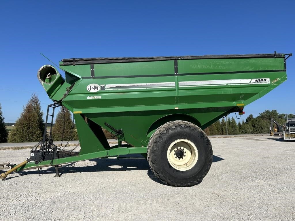  J&M 1050-20D Grain Cart