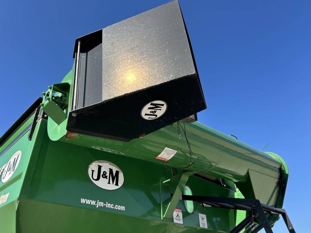  J&M 1050-20D Grain Cart