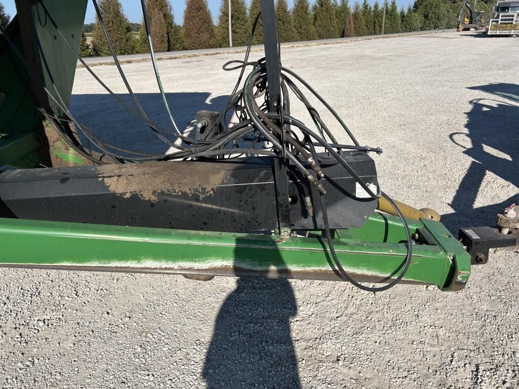  J&M 1050-20D Grain Cart