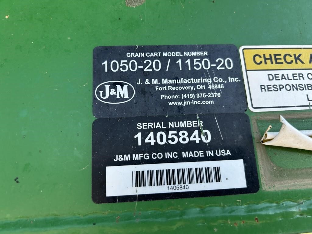  J&M 1050-20D Grain Cart