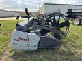 2010 Gleaner 8200 Platform