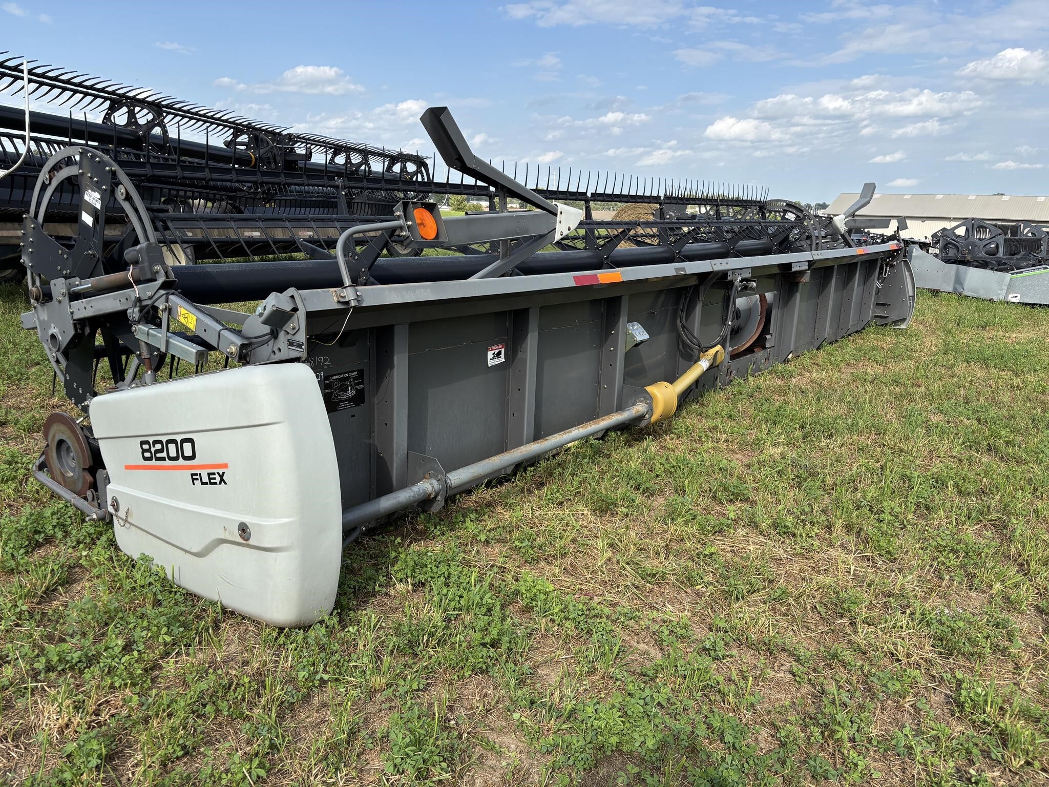 2010 Gleaner 8200 Platform