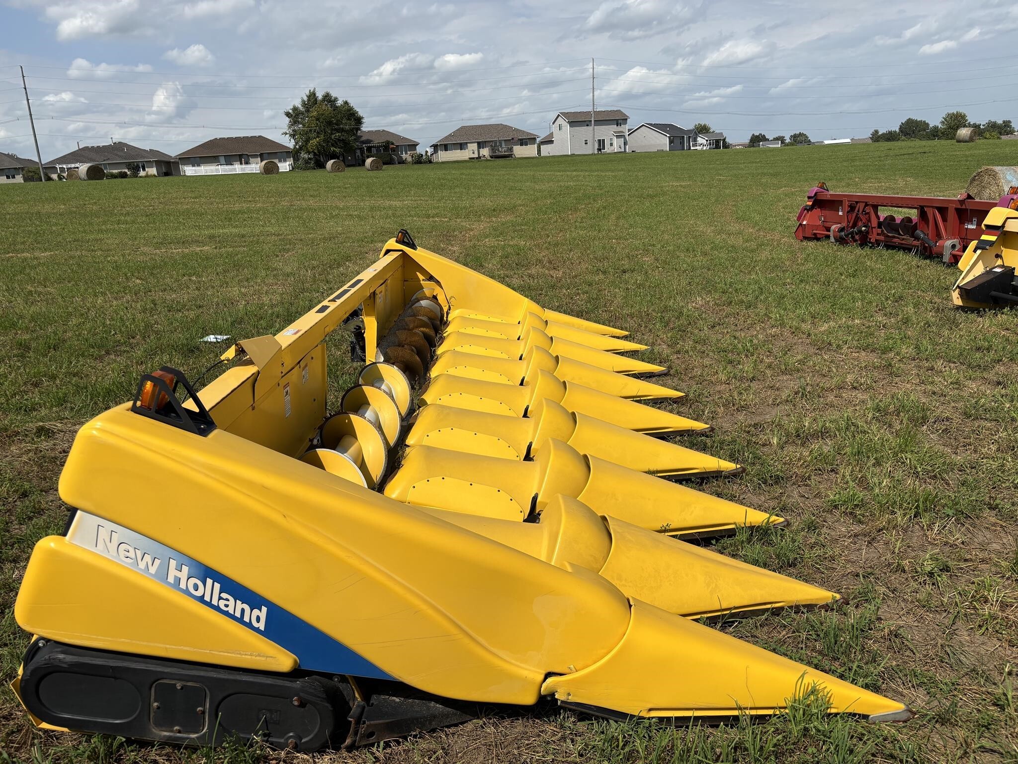 2012 New Holland 98D Corn Head