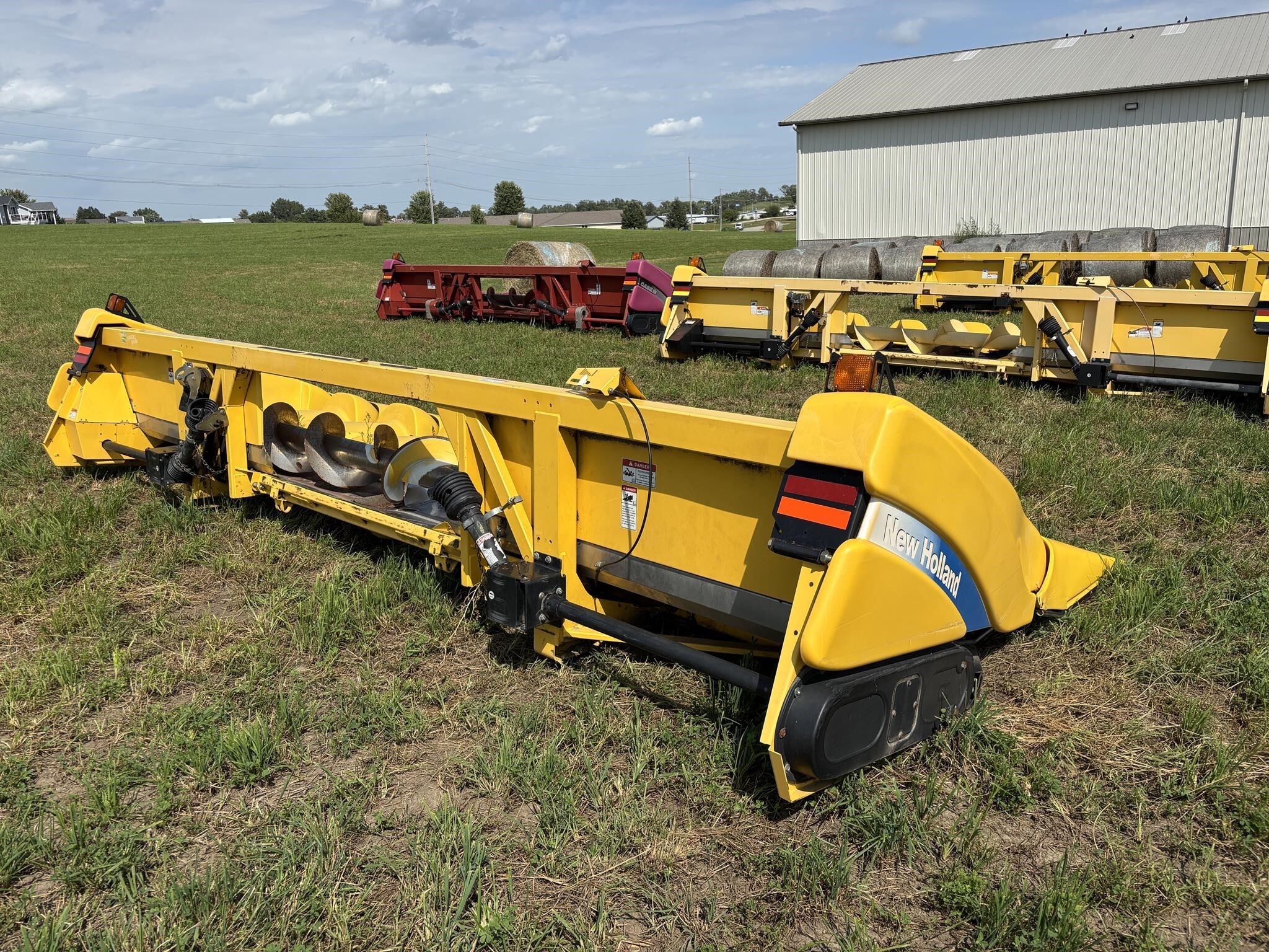 2012 New Holland 98D Corn Head