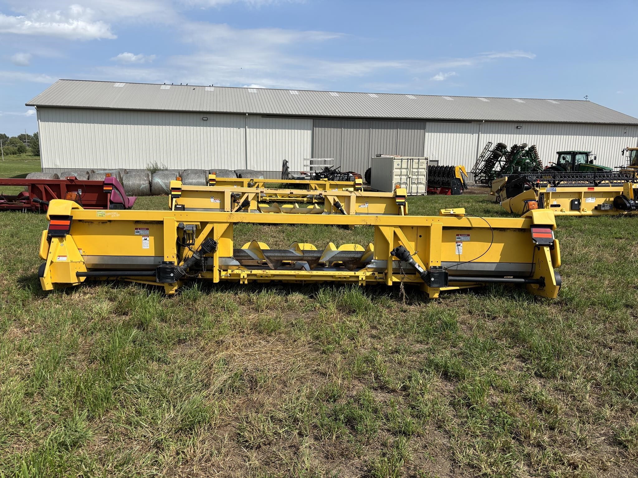 2012 New Holland 98D Corn Head