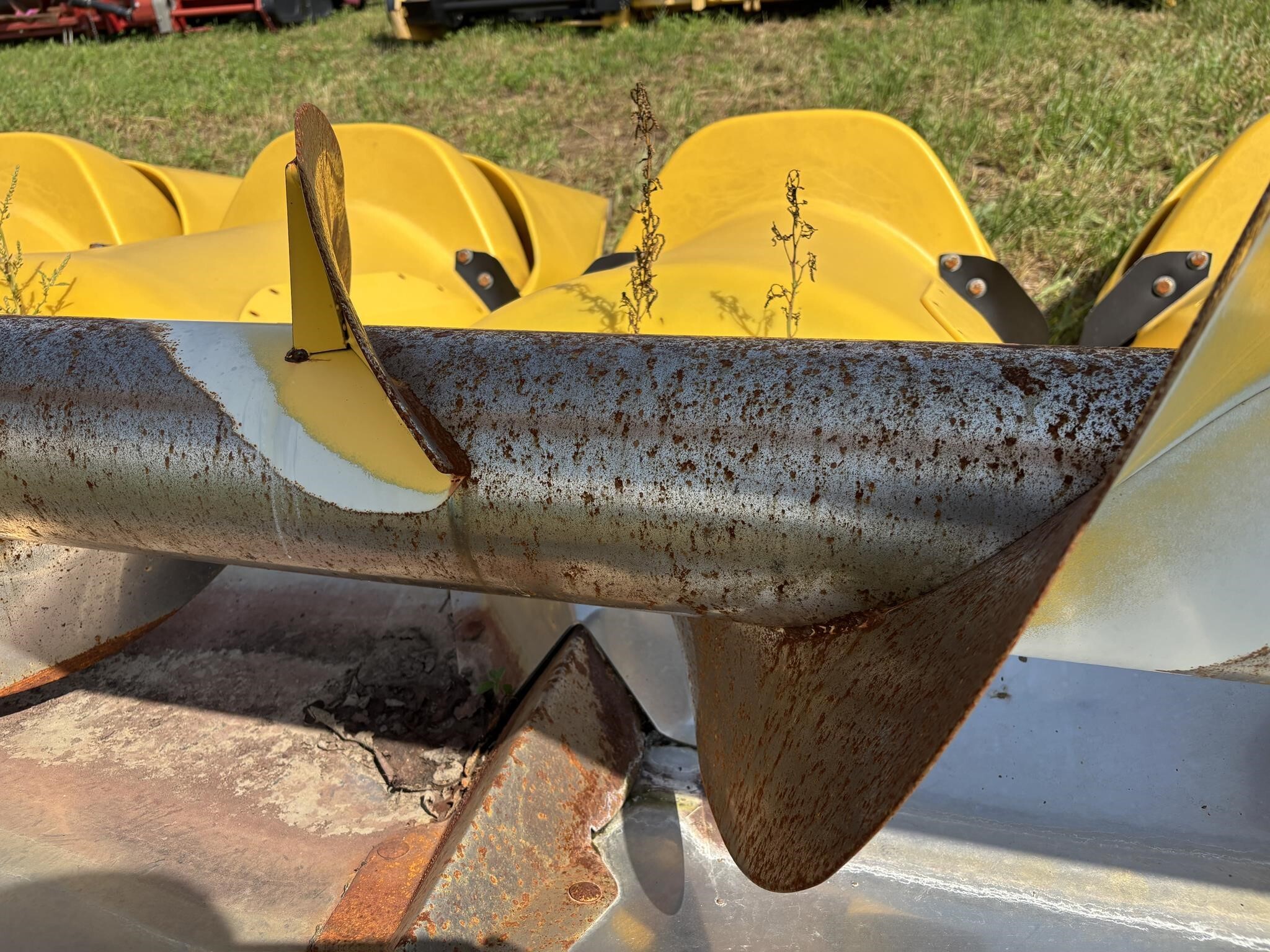 2012 New Holland 98D Corn Head