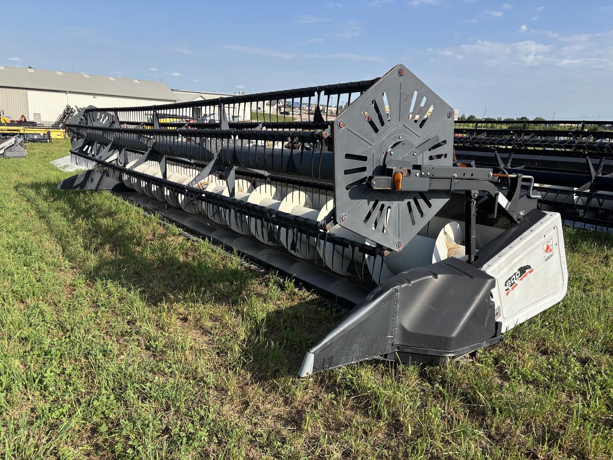 2000 Gleaner 800 Platform