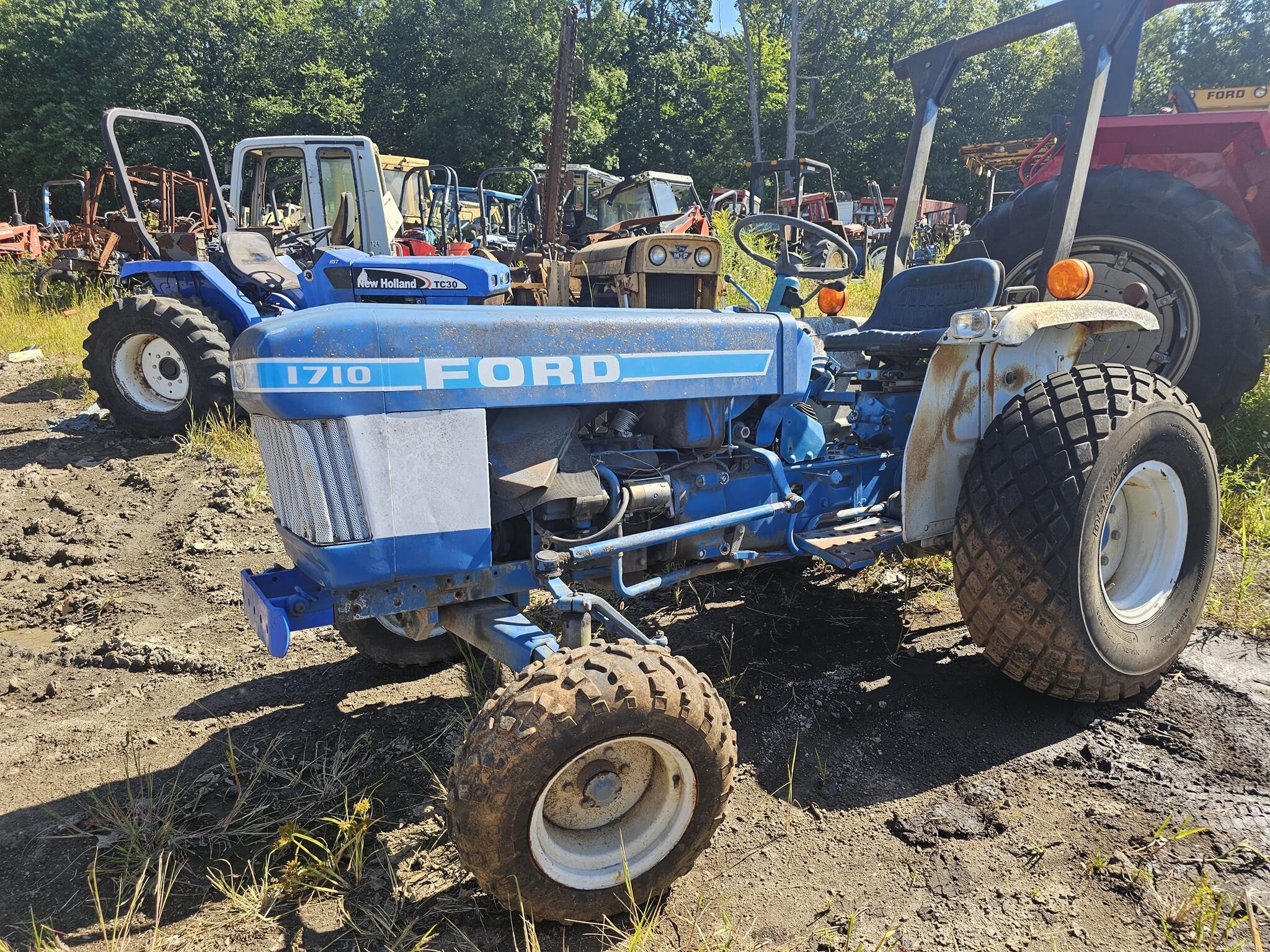 1985 Ford 1710 Tractor