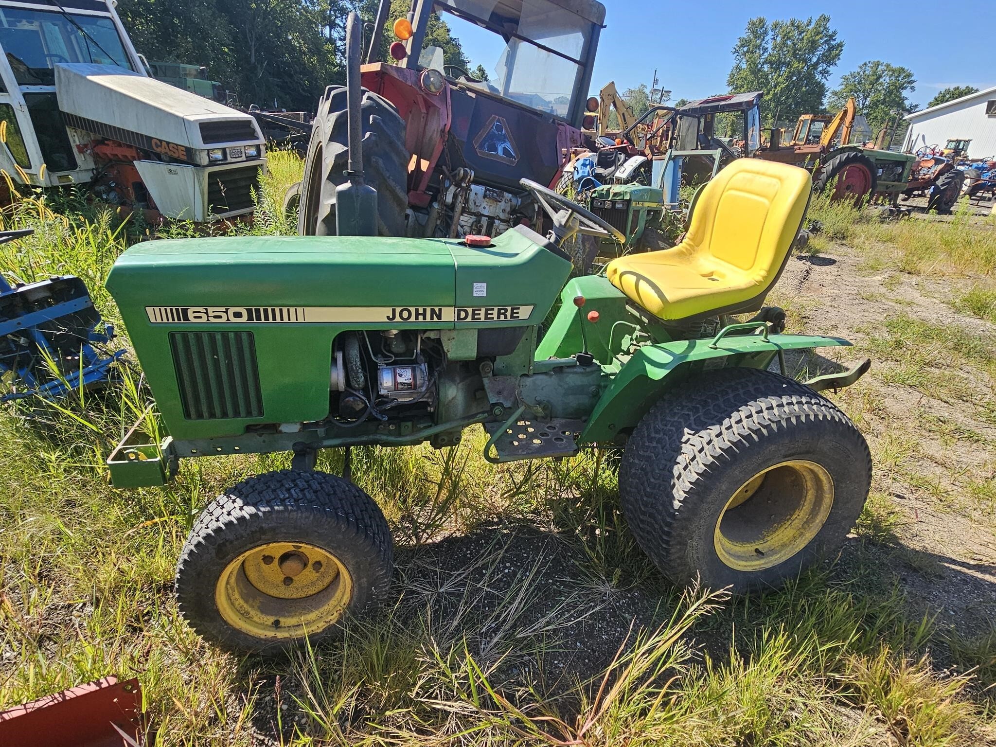 1983 John Deere 650 Tractor