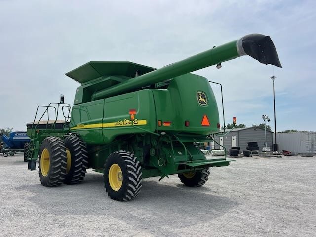 2003 John Deere 9660 STS Combine