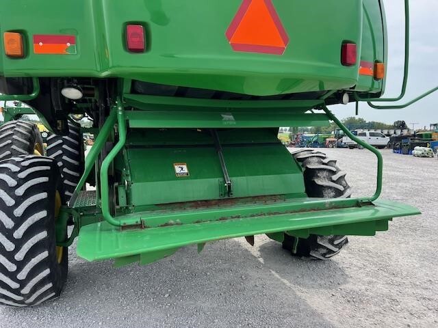 2003 John Deere 9660 STS Combine