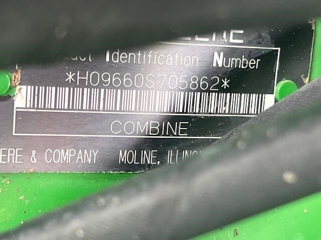2003 John Deere 9660 STS Combine