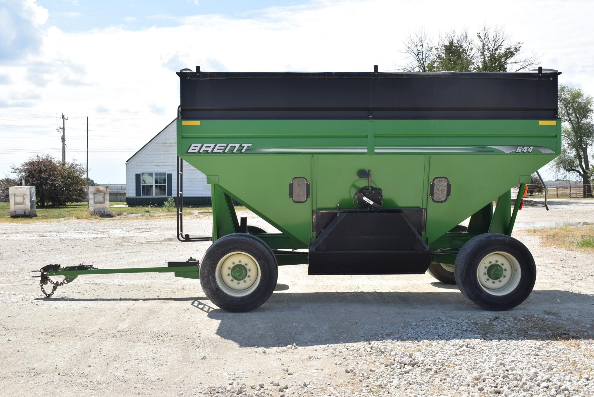  Brent 644 Gravity Wagon