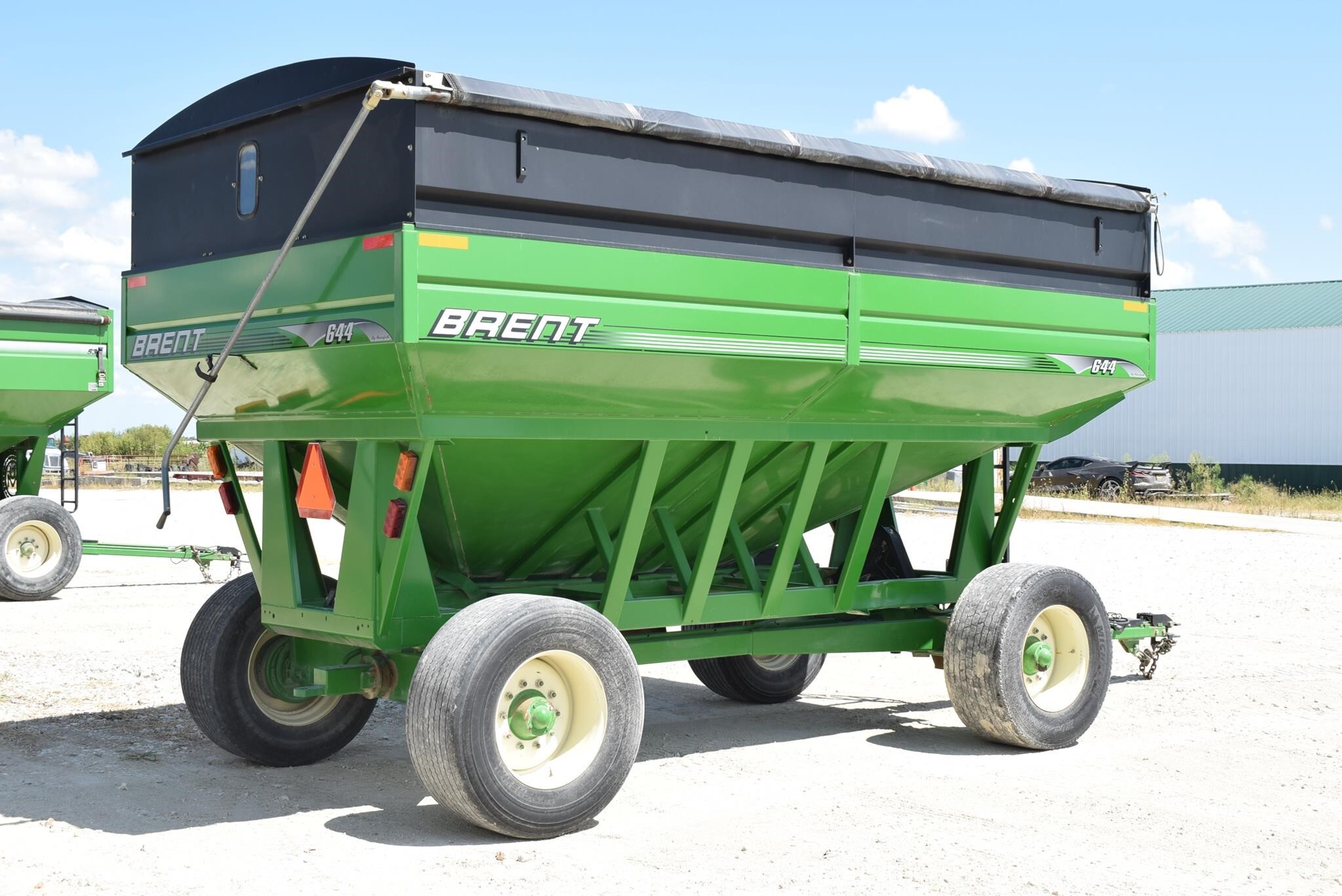 Brent 644 Gravity Wagon