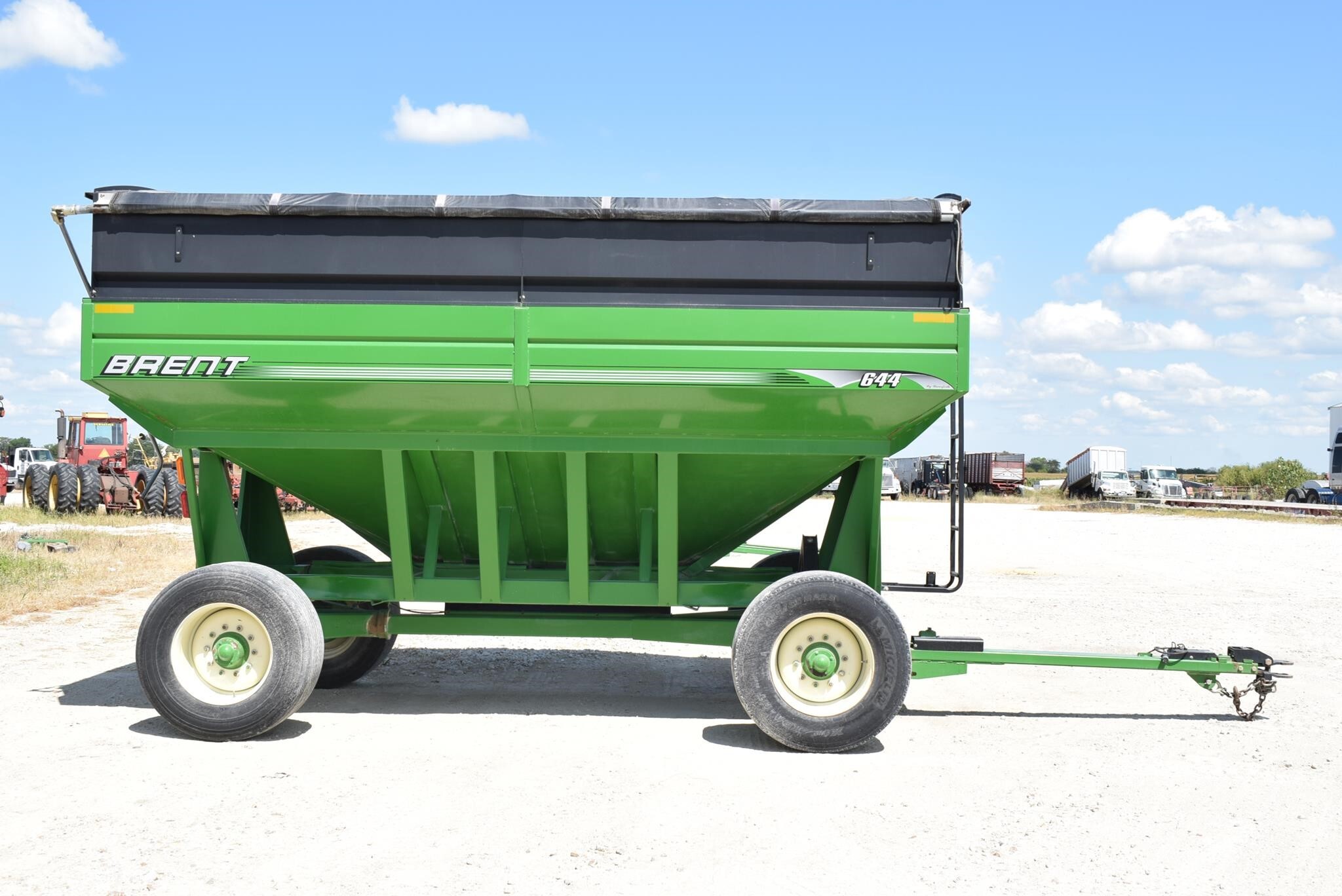  Brent 644 Gravity Wagon