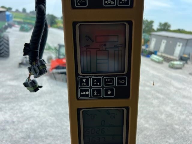 2003 John Deere 9660 STS Combine