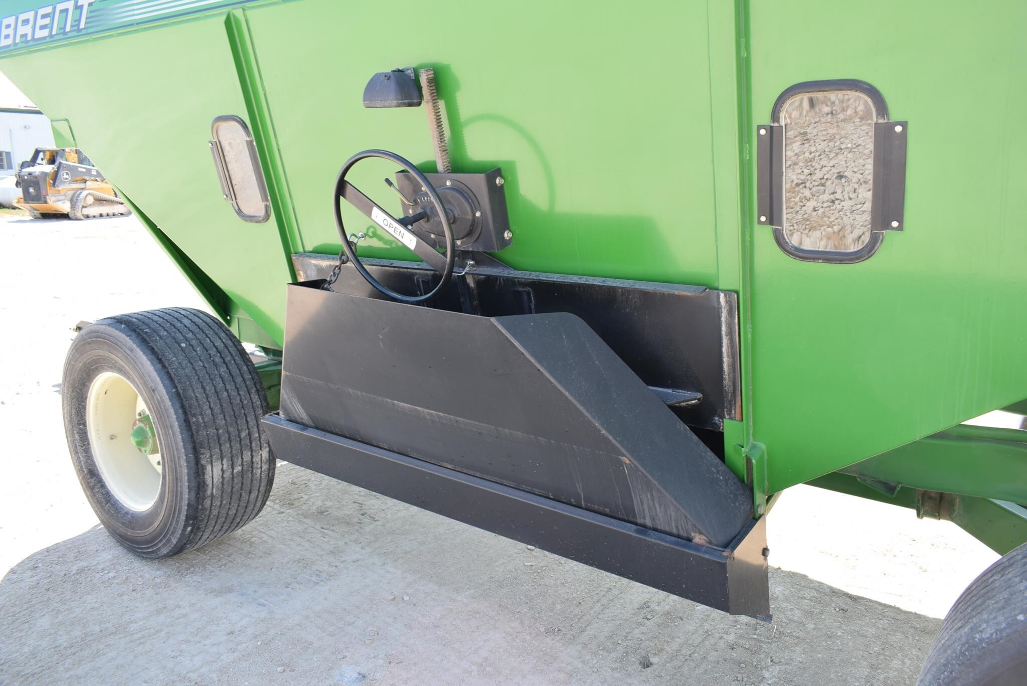  Brent 644 Gravity Wagon