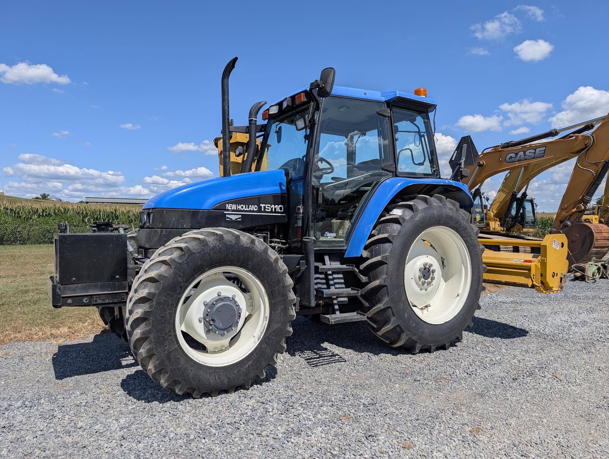 2001 New Holland TS110 Tractor
