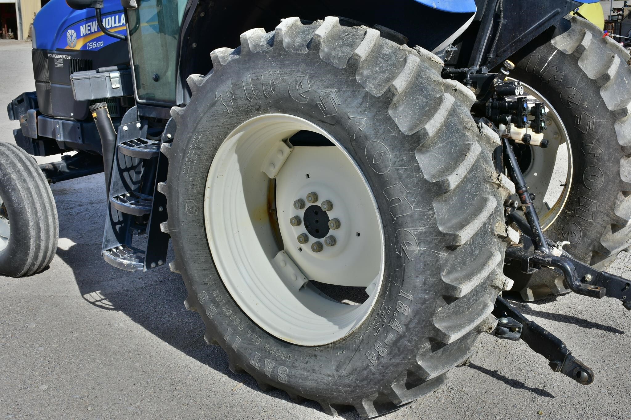 2012 New Holland TS6.120 Tractor