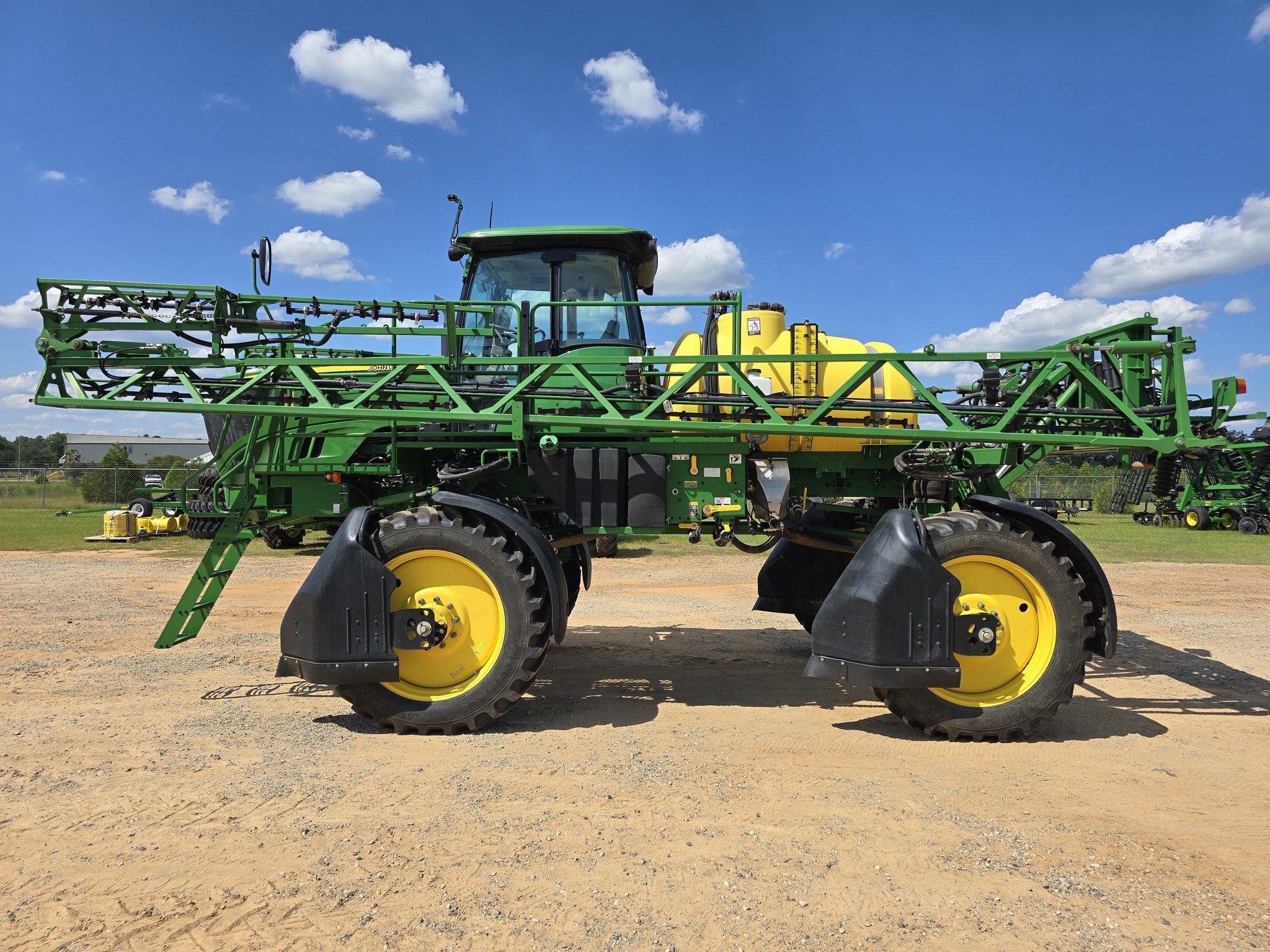 2024 John Deere R4023 Self-Propelled Sprayer