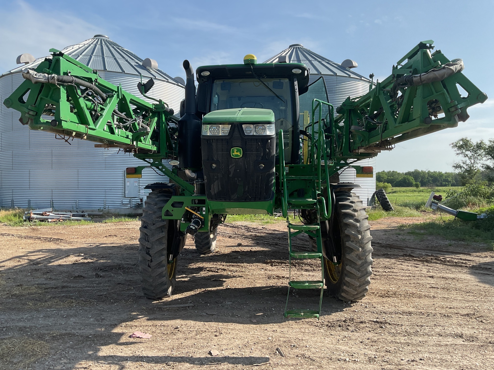 2020 John Deere R4038 Self-Propelled Sprayer