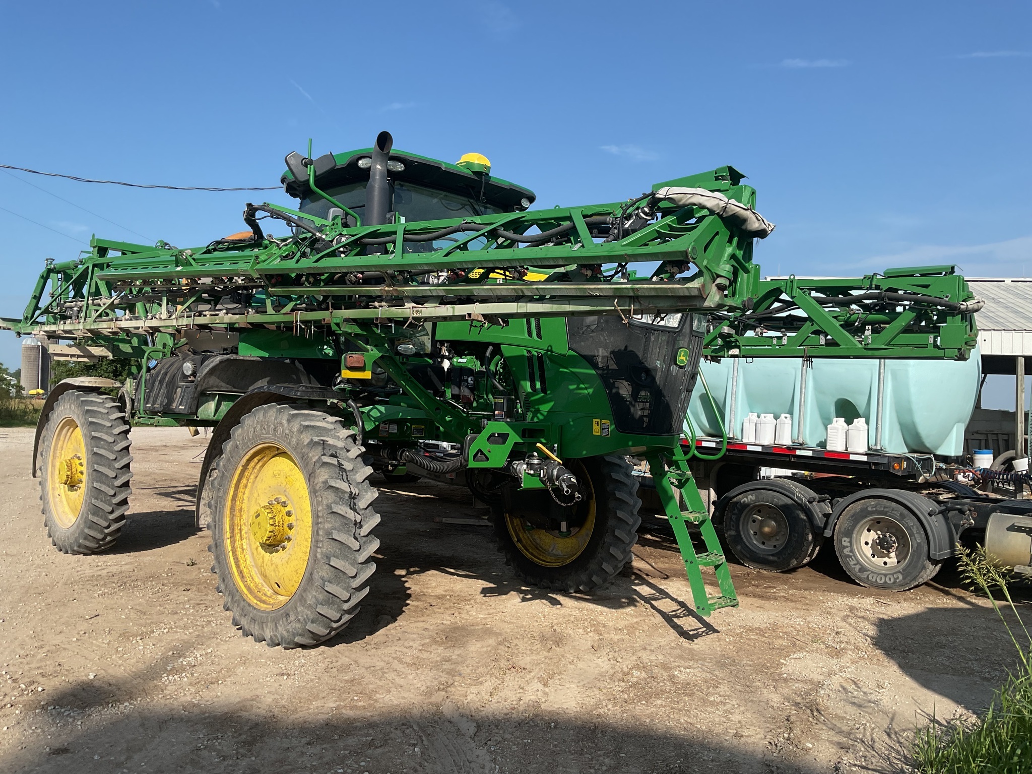 2020 John Deere R4038 Self-Propelled Sprayer