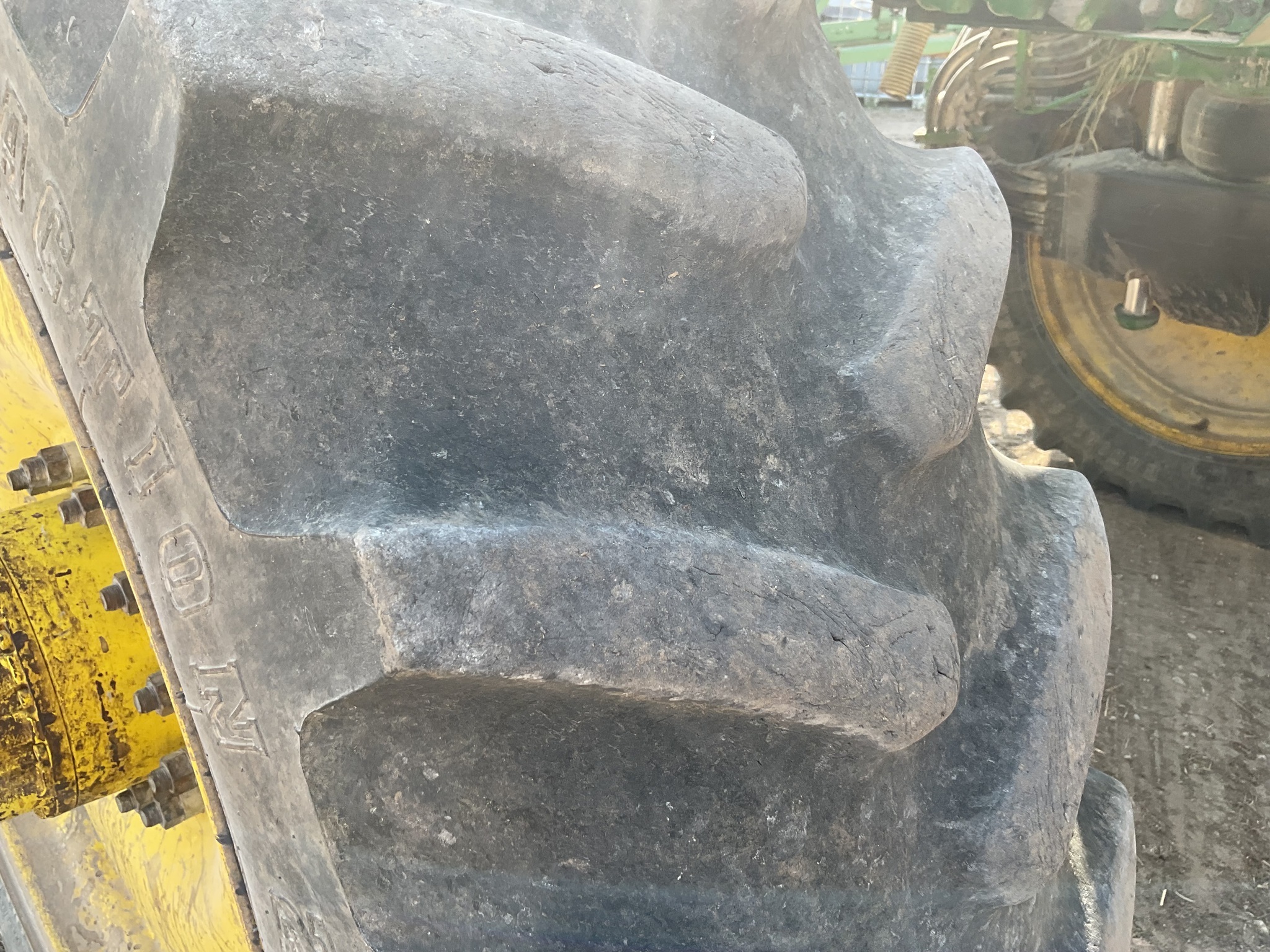 2020 John Deere R4038 Self-Propelled Sprayer