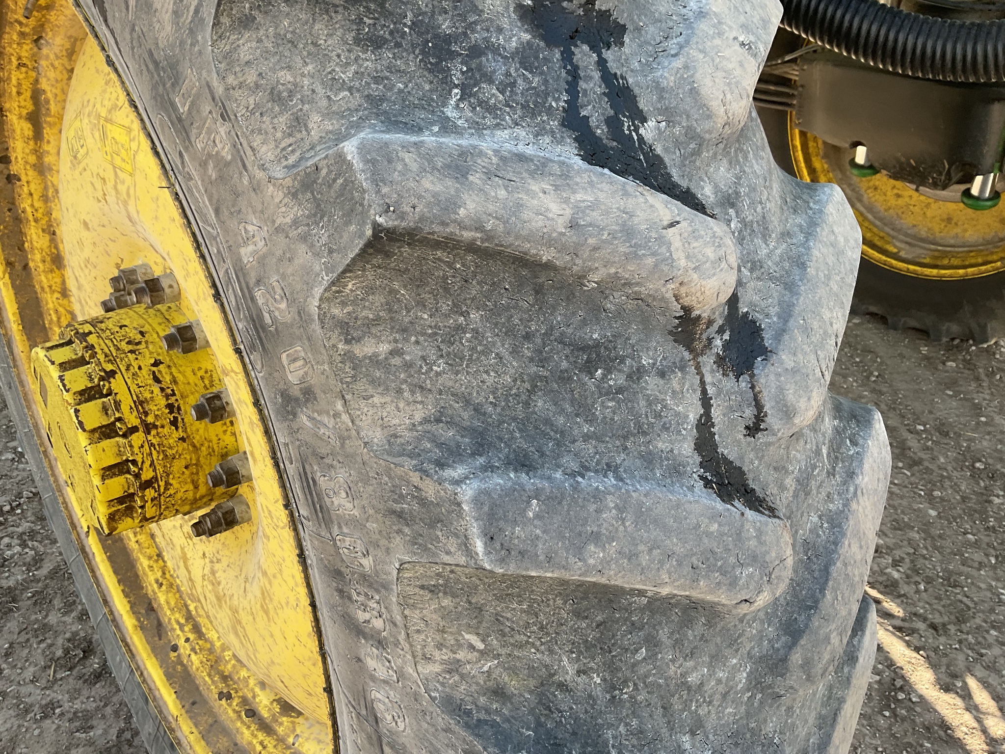 2020 John Deere R4038 Self-Propelled Sprayer