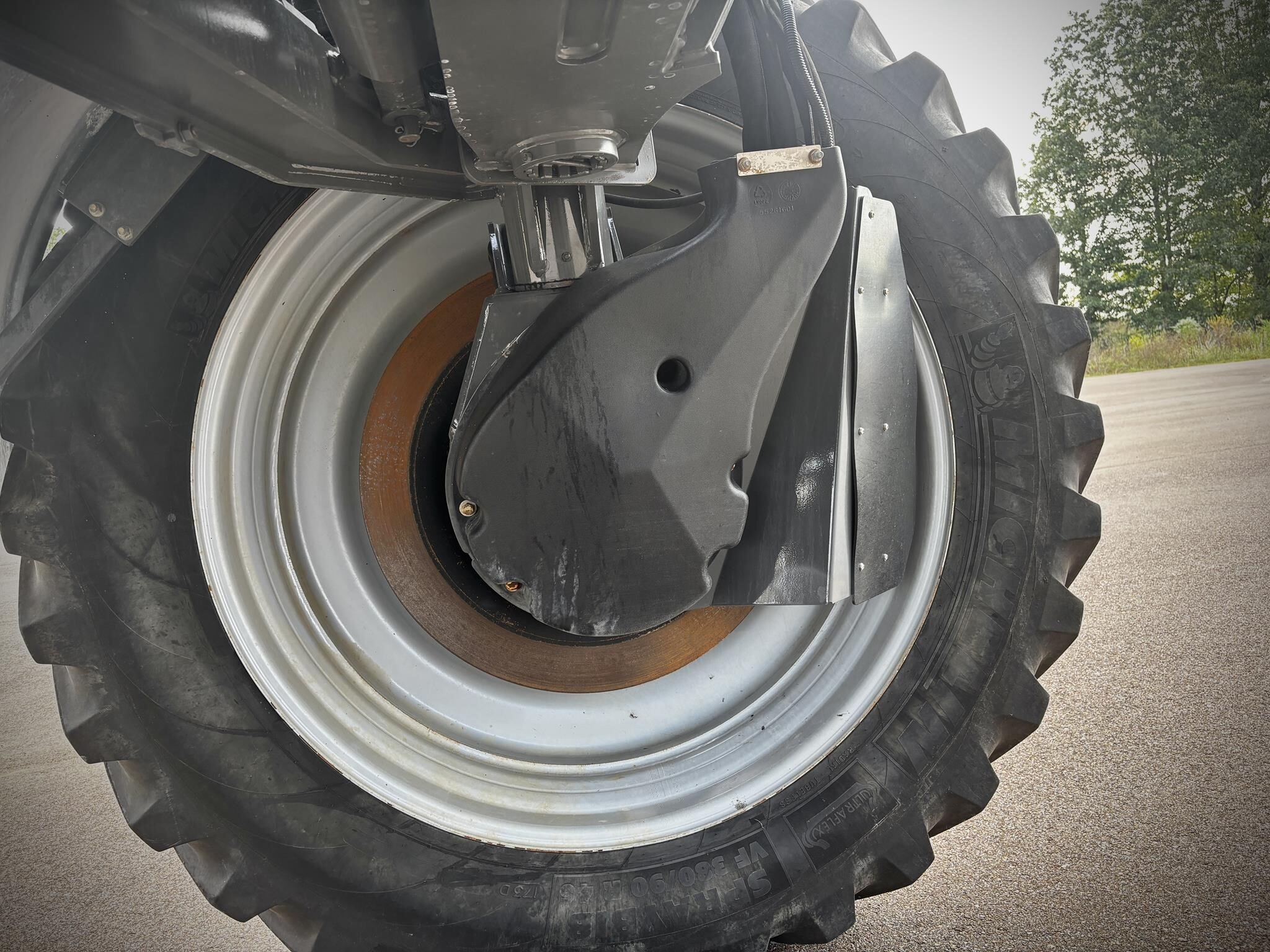 2020 ROGATOR RG1300C Self-Propelled Sprayer