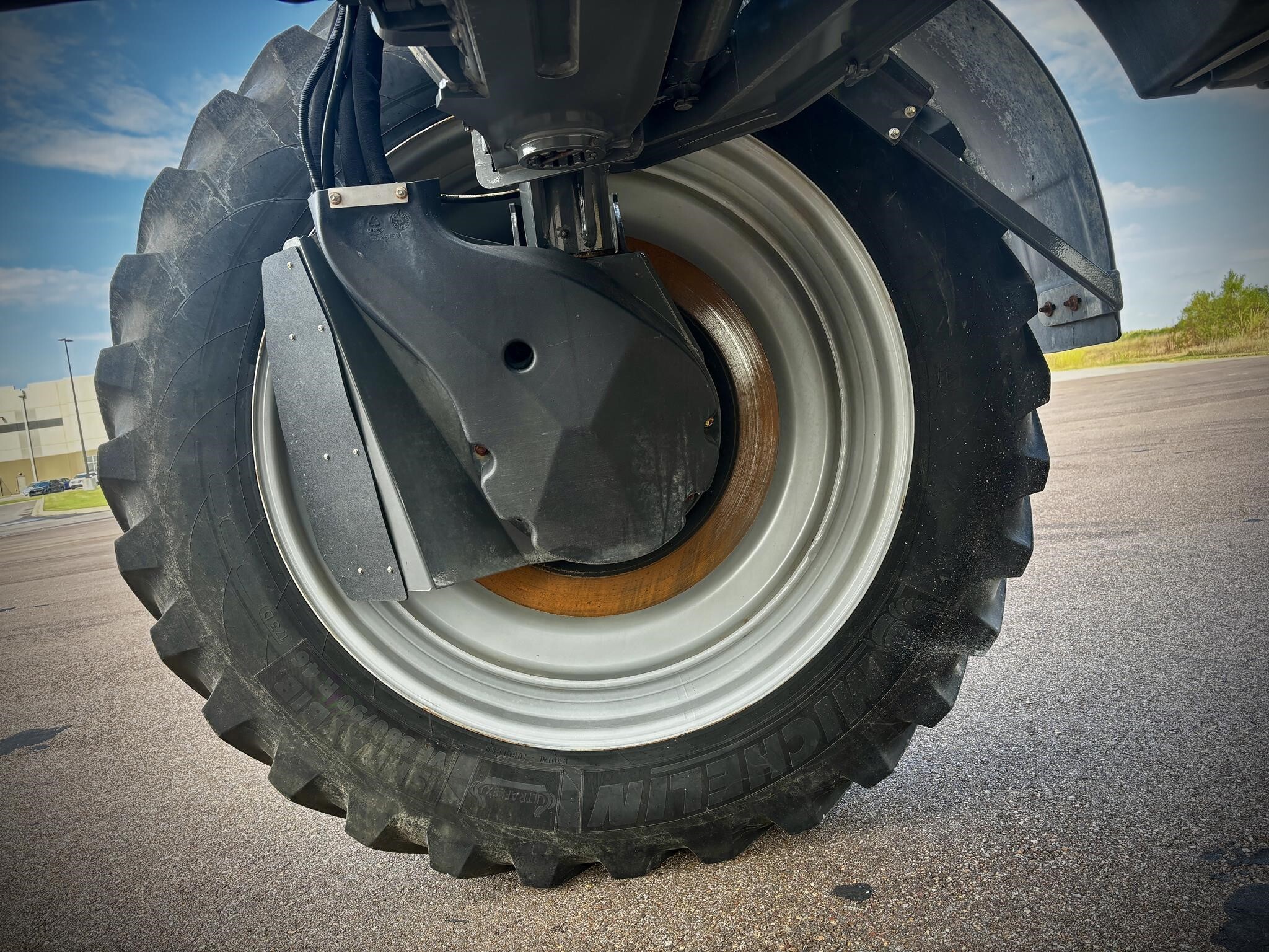 2020 ROGATOR RG1300C Self-Propelled Sprayer