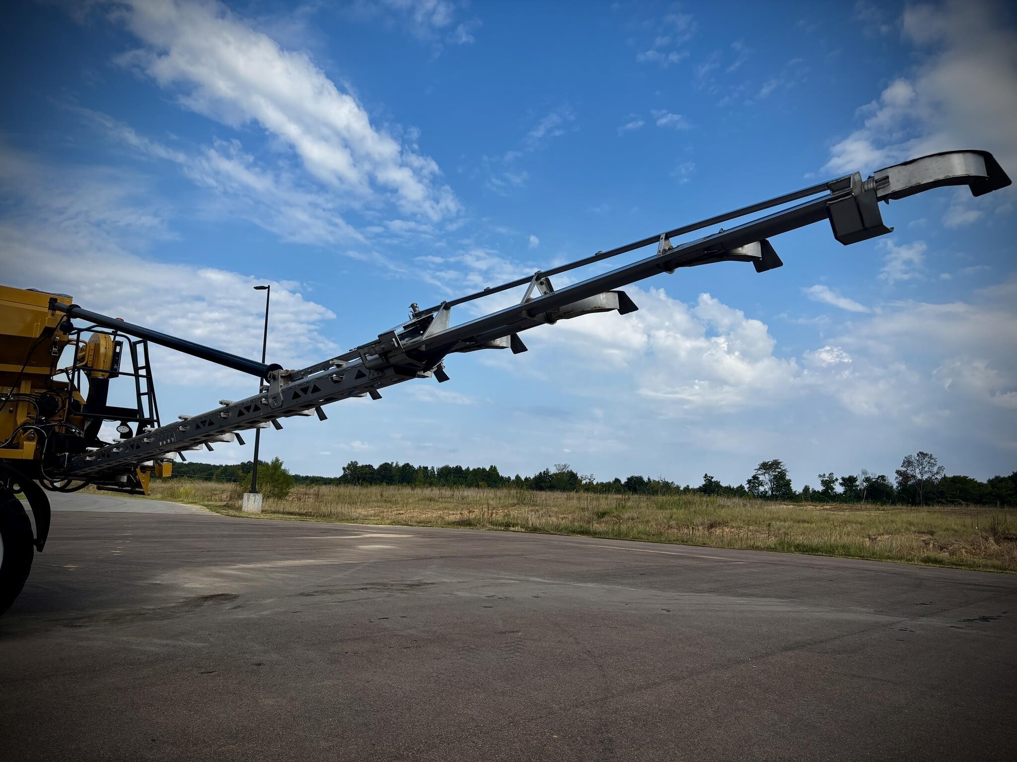 2020 ROGATOR RG1300C Self-Propelled Sprayer
