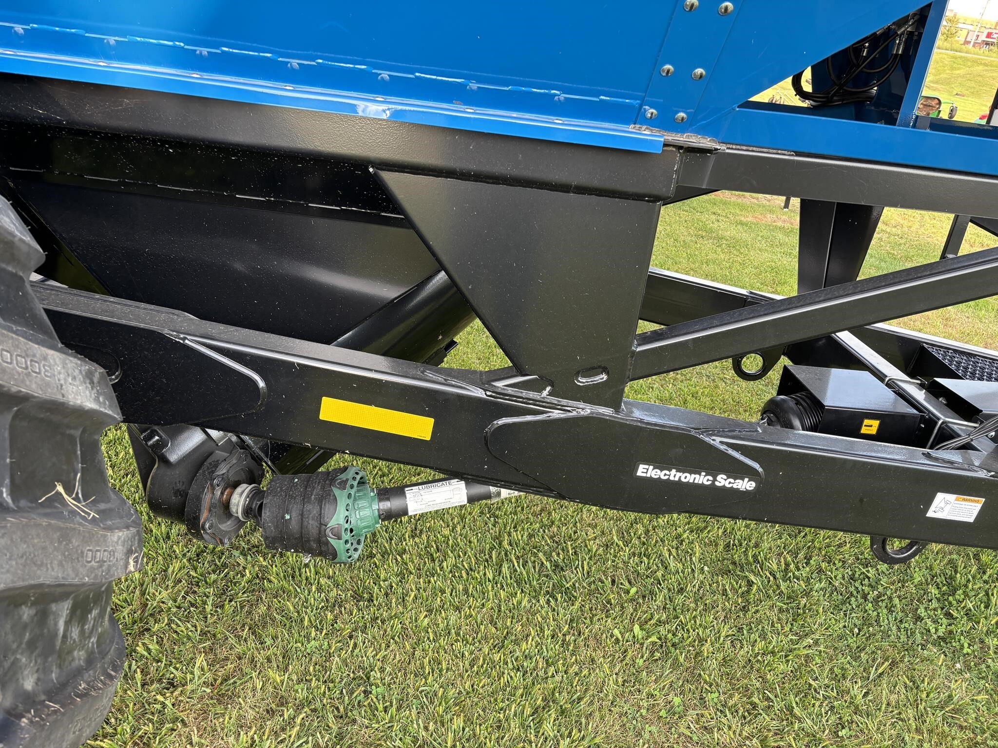 2025 Kinze 1051 Grain Cart
