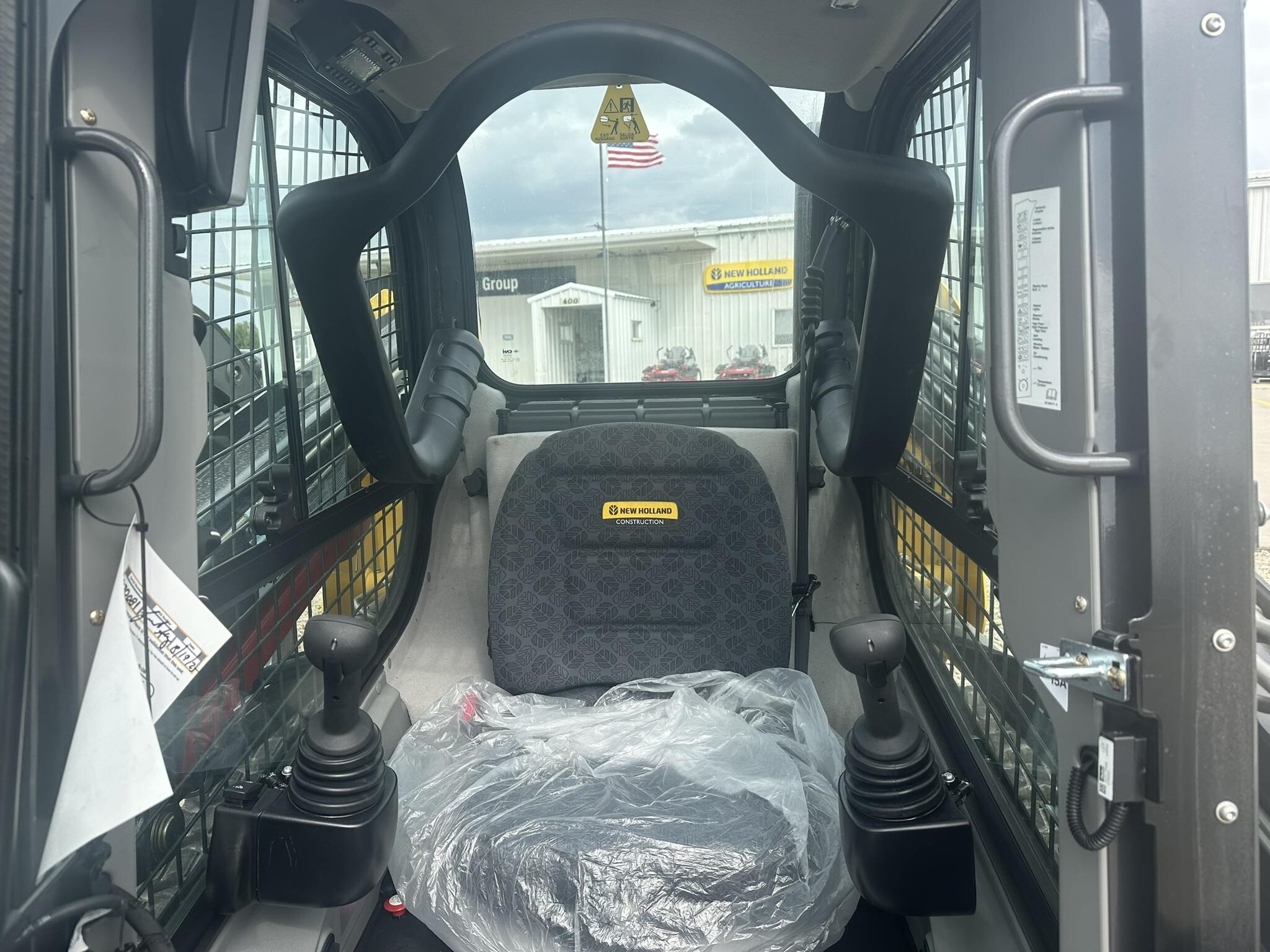 2025 New Holland C327 Skid Steer