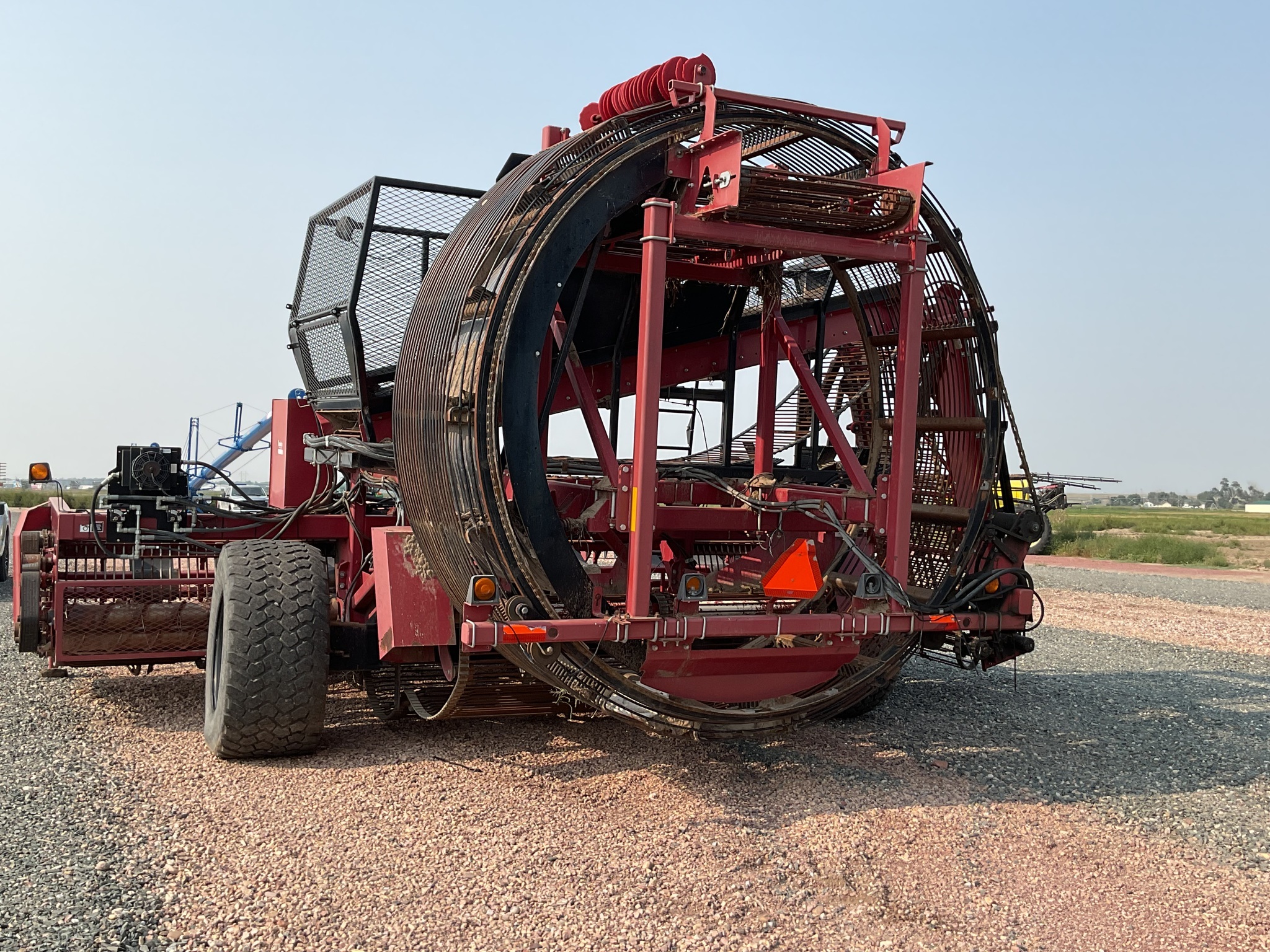 2013 Amity 2700 Beet Equipment