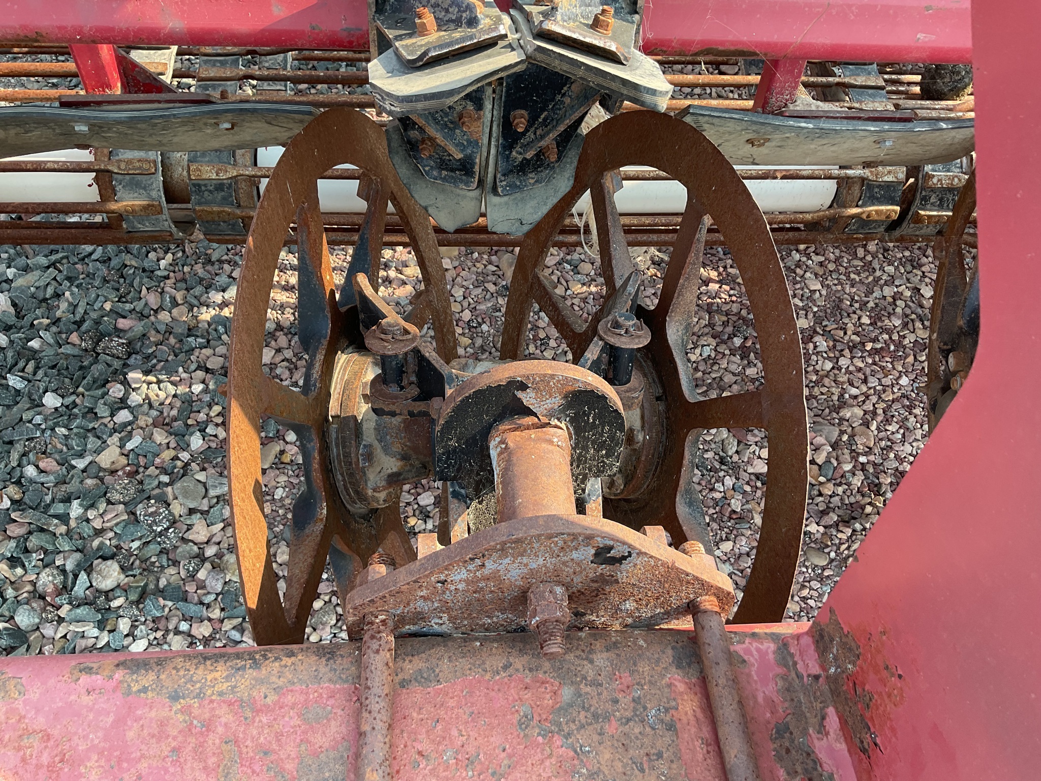 2013 Amity 2700 Beet Equipment