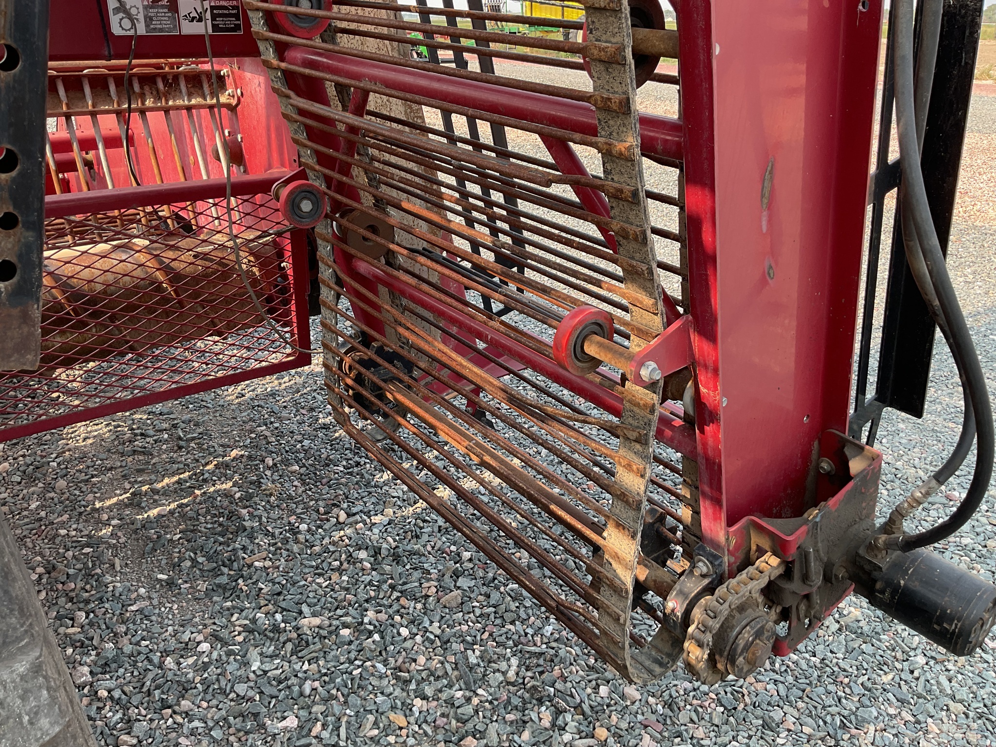 2013 Amity 2700 Beet Equipment