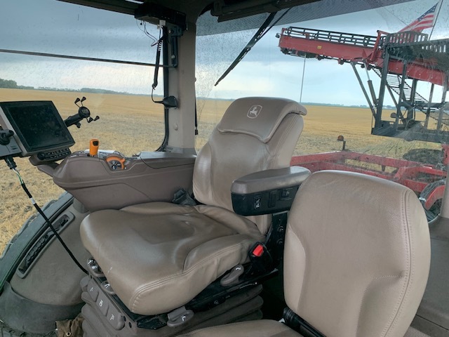 2017 John Deere 8370R Tractor