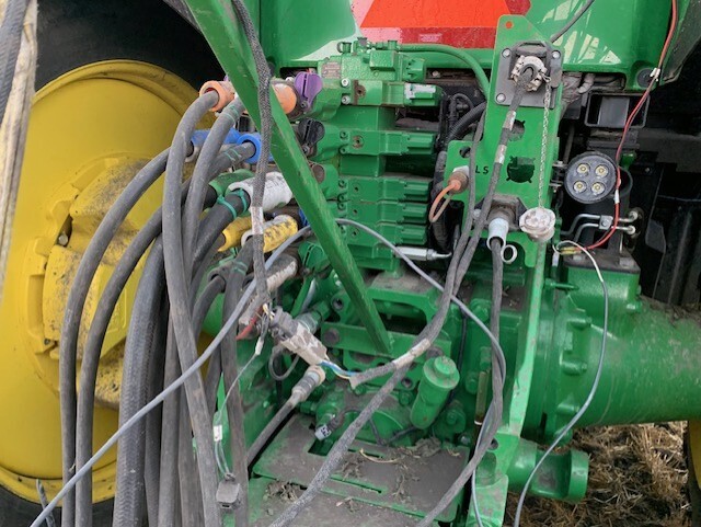 2017 John Deere 8370R Tractor