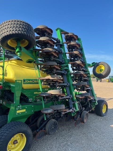 2017 John Deere 1990 Air Seeder