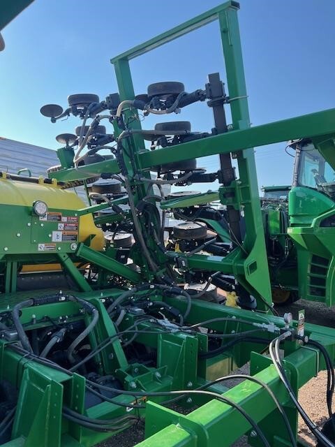 2017 John Deere 1990 Air Seeder
