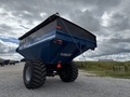 2022 Kinze 1051 Grain Cart