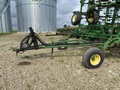 2005 John Deere 2210 Field Cultivator